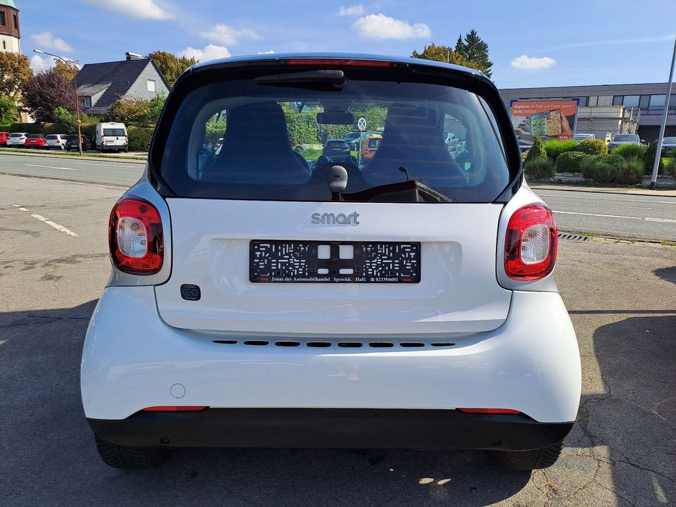 Smart fortwo coupe electric drive / EQ *DAB*1. Hand* in Sprockhövel