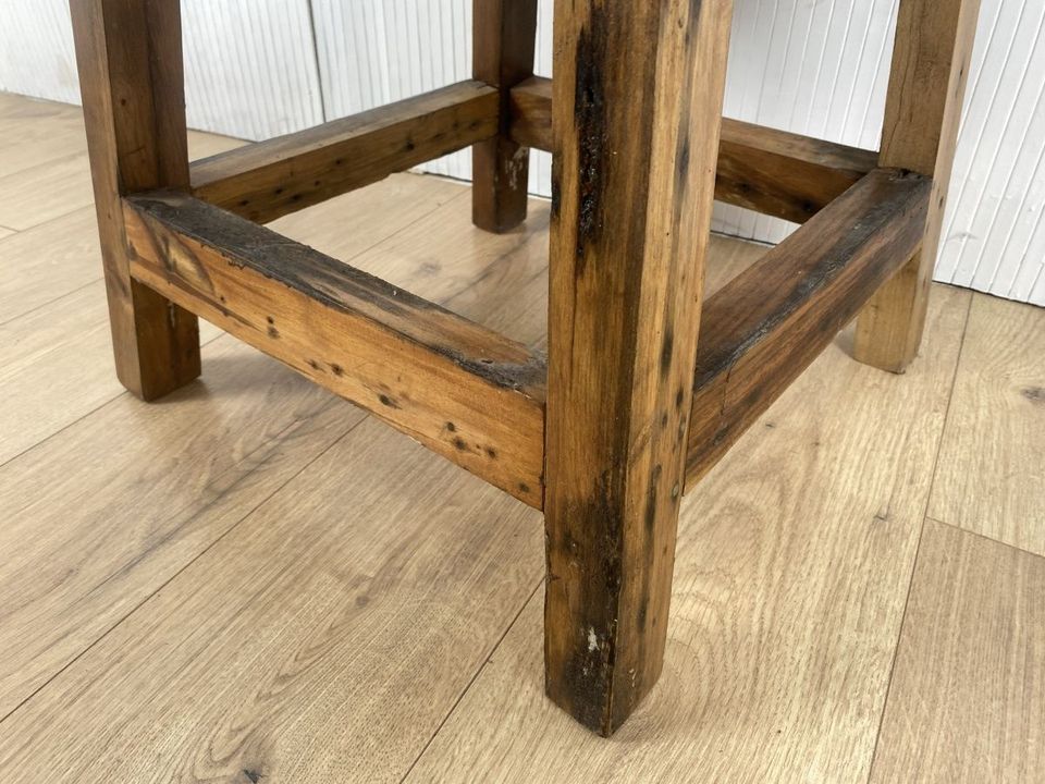 Boatwood by WMK # 1/3 Sehr hübscher & robuster Sitzhocker aus altem Bootsholz, ein handgefertigtes Unikat aus massivem Teakholz # Hocker Stuhl Holzbank Holzstuhl Blumentisch Blumenbank Beistelltisch in Berlin