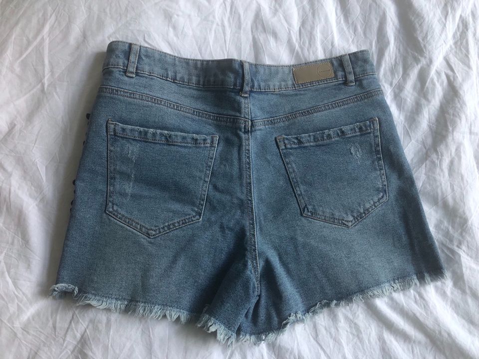 Shorts Jeans Clockhouse Gr. 42 in Dortmund