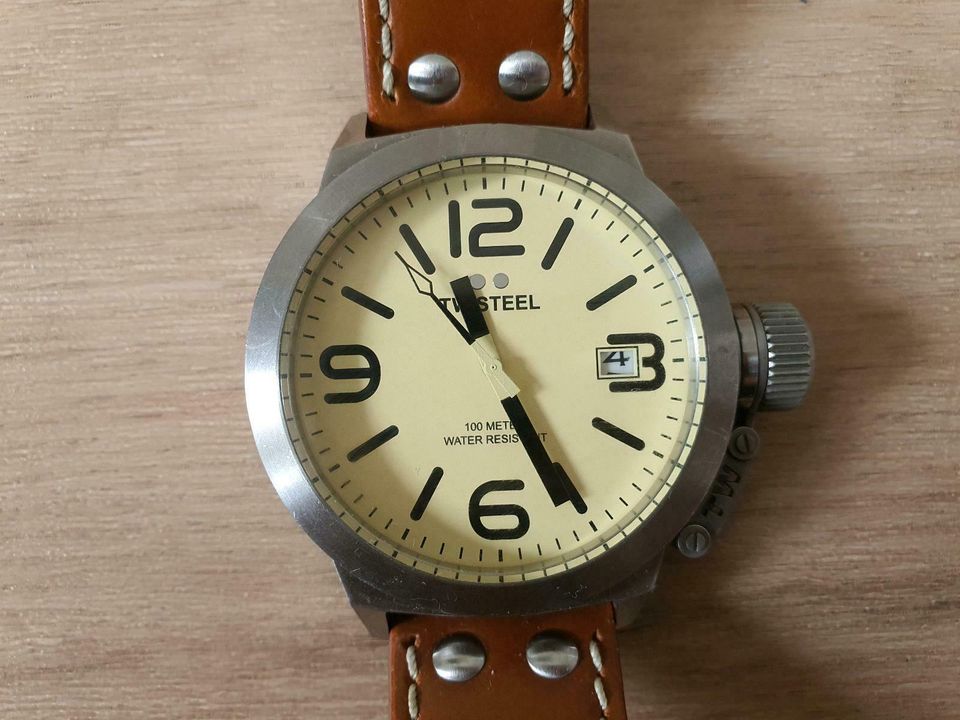 TW STEEL Herren Armbanduhr in Limburg