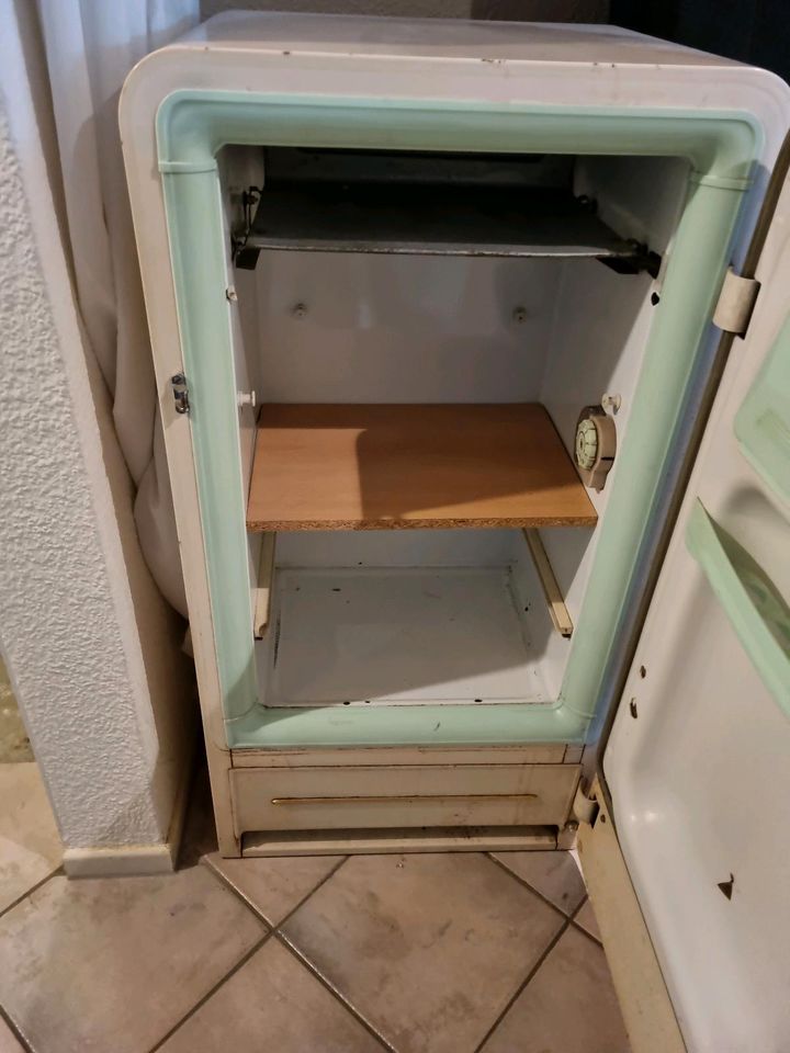 BBC Kühlschrank Original Retro in Lemgo