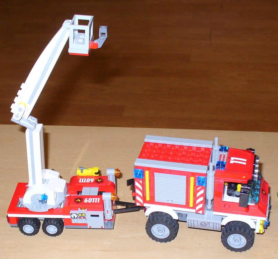 Lego Feuerwehr 60111 mit OBA in Essen