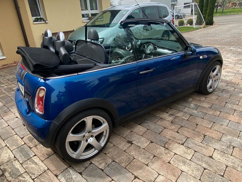 Mini Cooper s Cabrio in Hilzingen