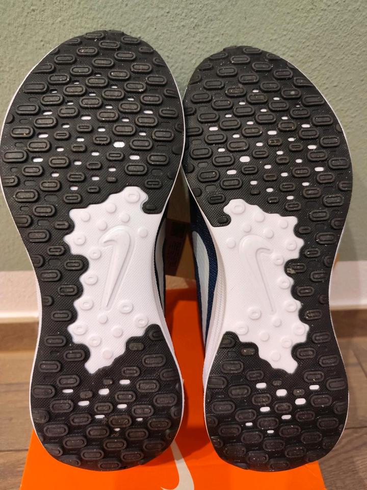 ❗NEU❗Nike Schuhe 45 Herren Sportschuhe Sneaker Laufschuhe in Bernau am Chiemsee
