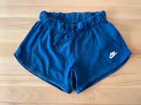 Nike Sport-Short Gr. 128  Mädchen Rheinland-Pfalz - Hermeskeil Vorschau