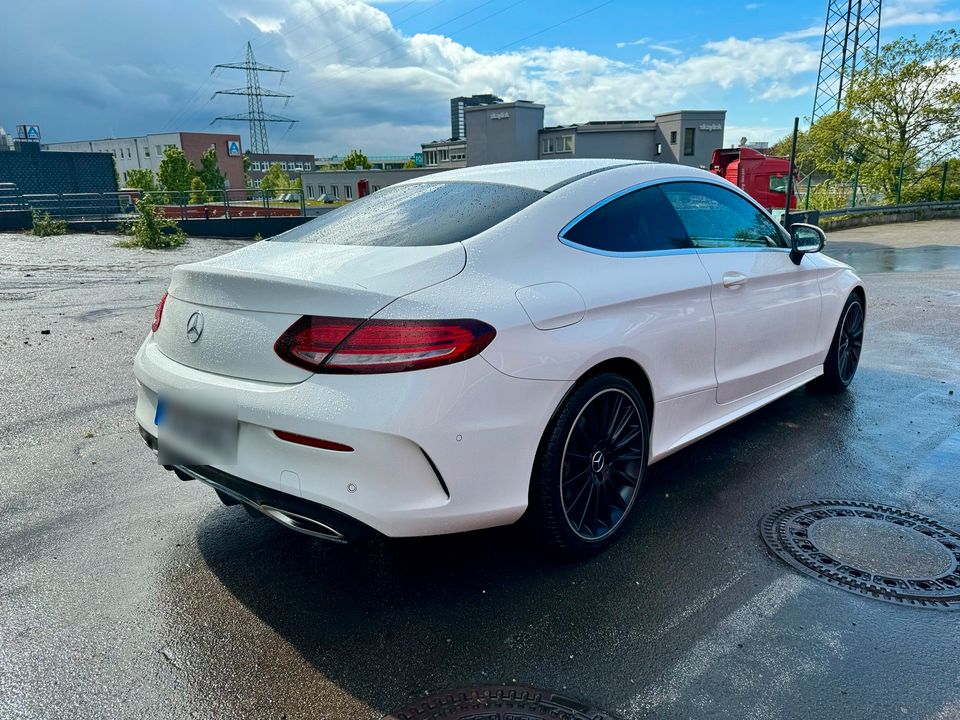 Mercedes-Benz C 200 Coupe * AMG * LED * EQ-Boost * in Essen