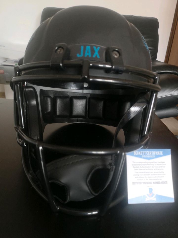 NFL JACKSONVILLE JAGUARS Helm Full Size Eclipse COA BECKETT in Wiesenbronn