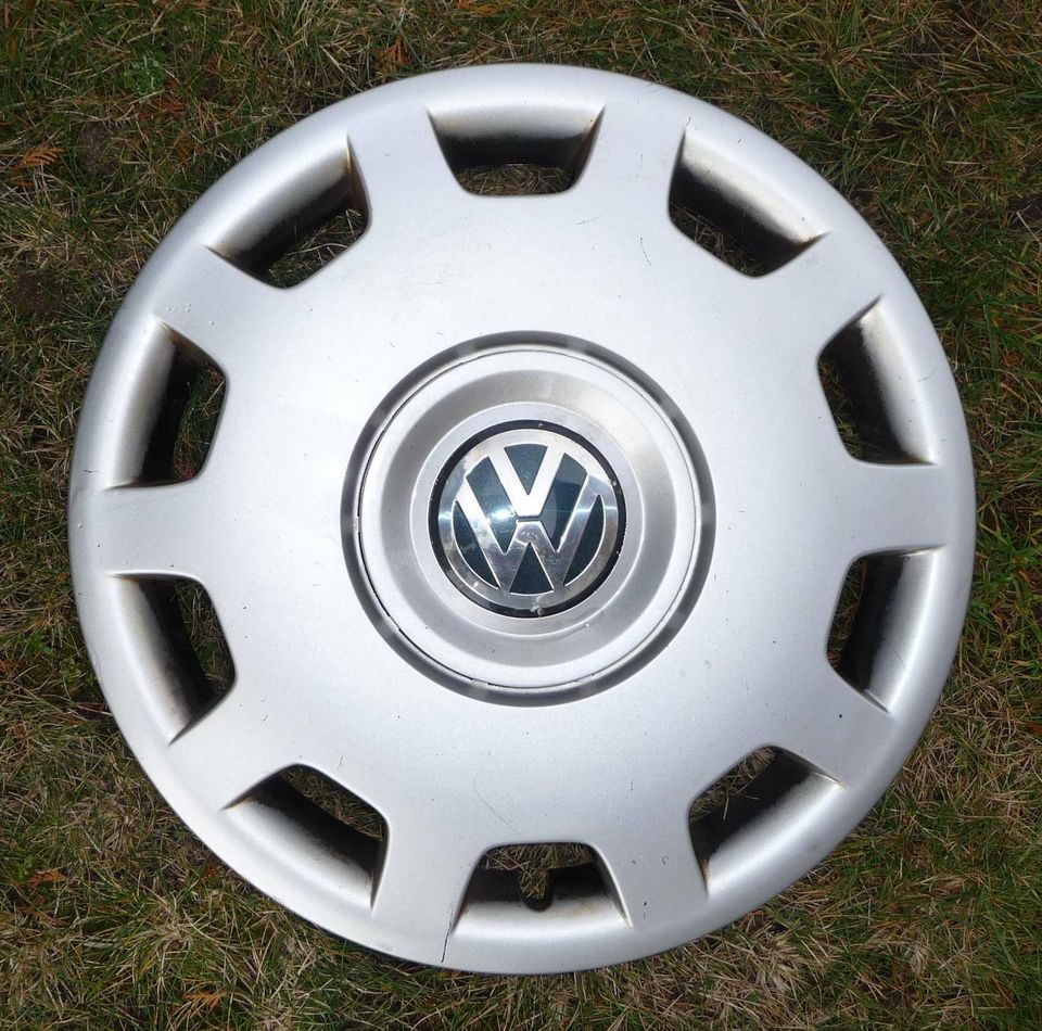 VW Radkappe 15 Zoll guter Zustand in Radebeul