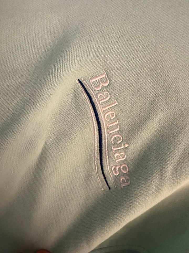 Balenciaga Logo Mint Green Hoodie Größe S (Fit XL) in Backnang