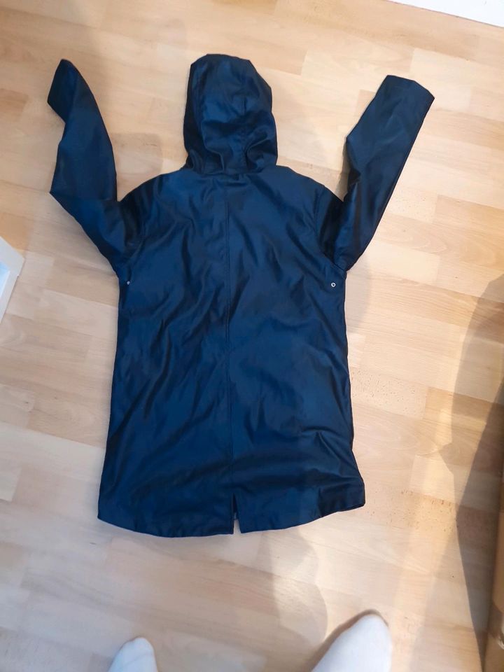 Regenjacke Größe 152 Blau Metalig in Mölln