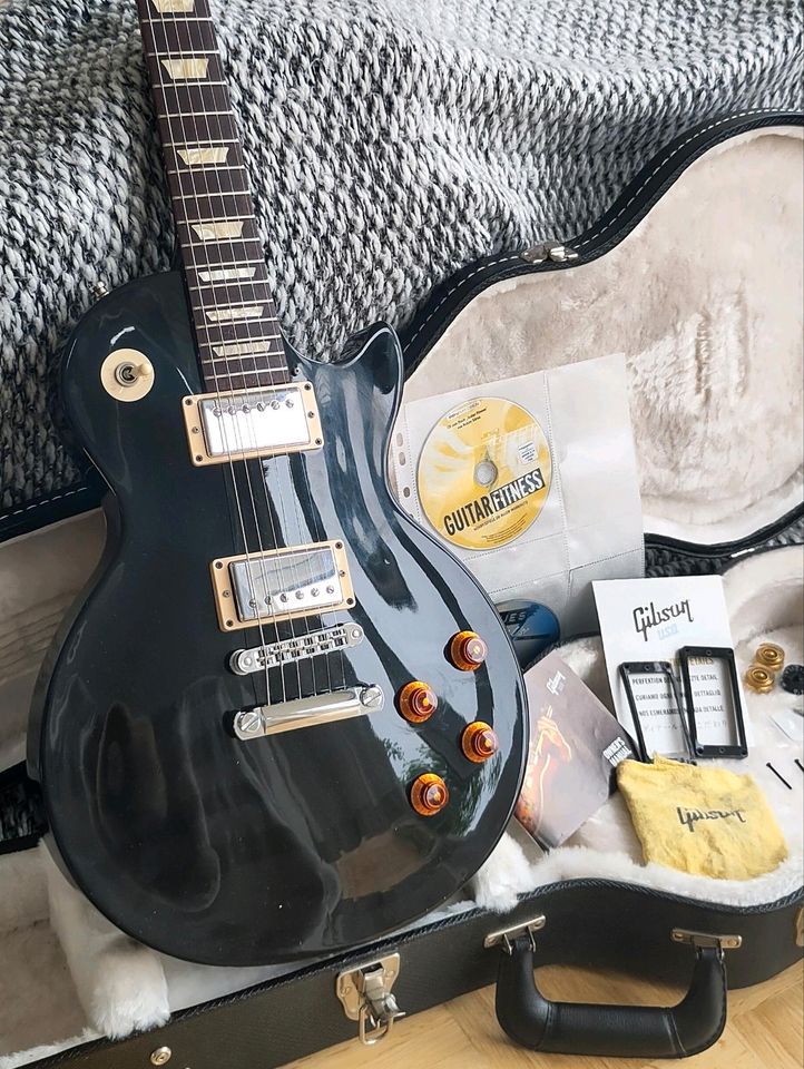 Gibson Les Paul Studio 2012 Gitarre inkl. Koffer in Hannover