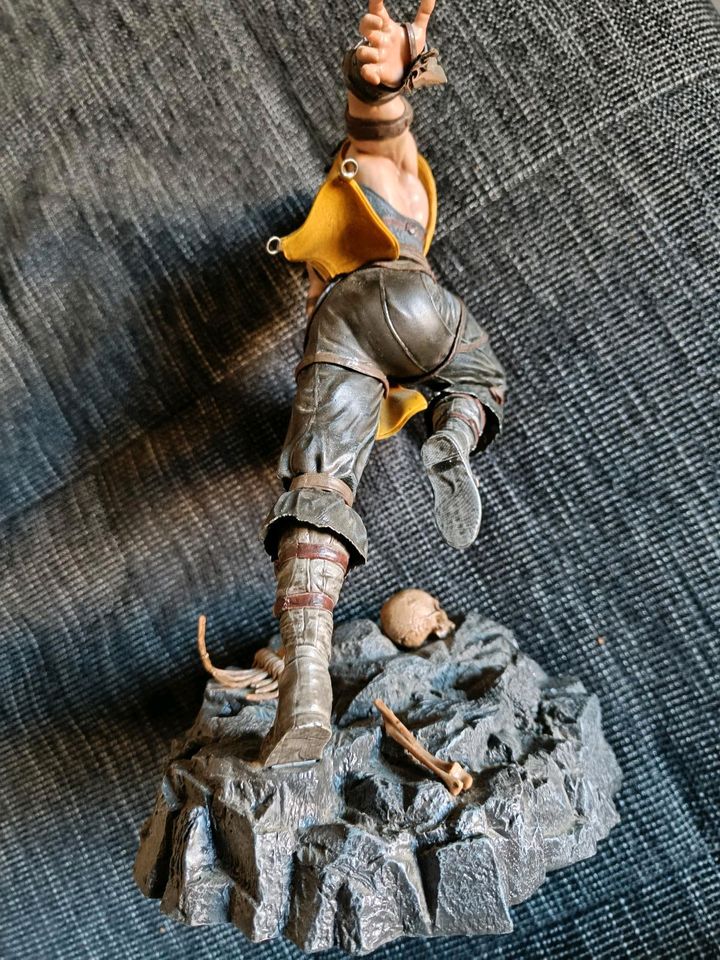 Mortal Kombat X Scorpion Figur, Statue, Collector Edition, Comic in Schwerin