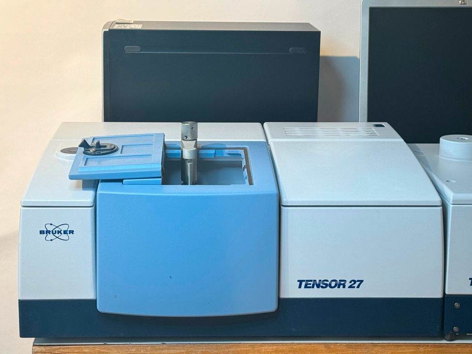 Bruker TENSOR 27, TGA-IR Infrarot Spektrometer mit Netsch Zubehör in Emmingen-Liptingen