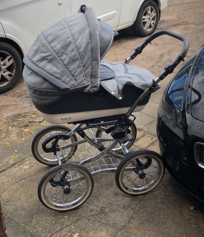 Kinderwagen zuverkaufen Retro in Eberswalde