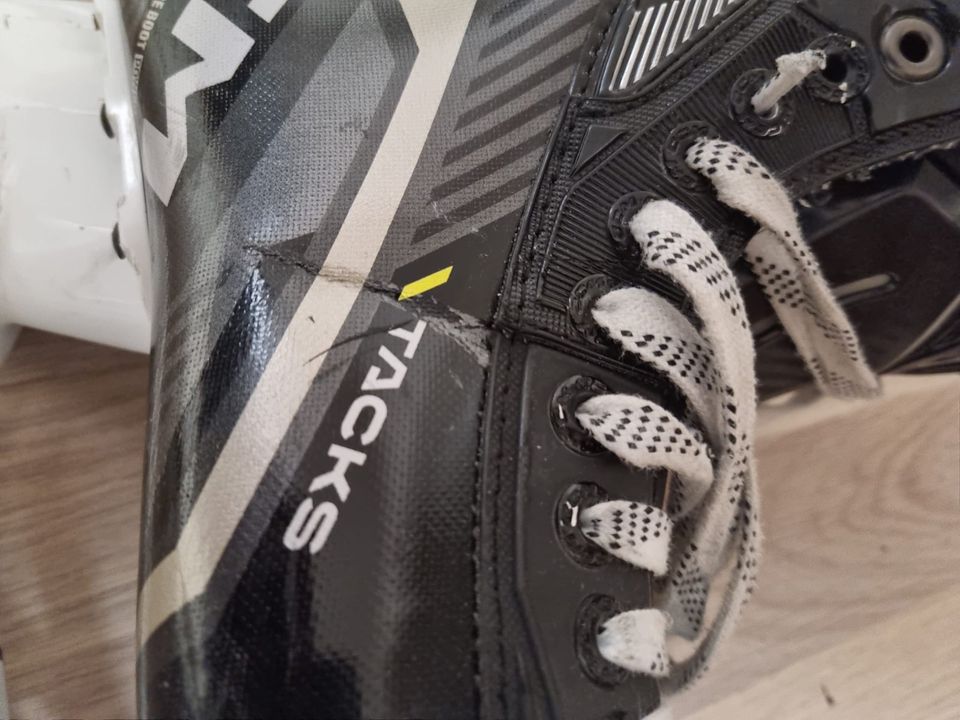 CCM Tacks ASV Eishockey Schlittschuhe Gr, 11 Regular Fit - EU47 in Hamburg