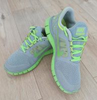 Sportschuhe NIKE Free Run 3. Größe 41/5. 26.7cm Niedersachsen - Wilhelmshaven Vorschau