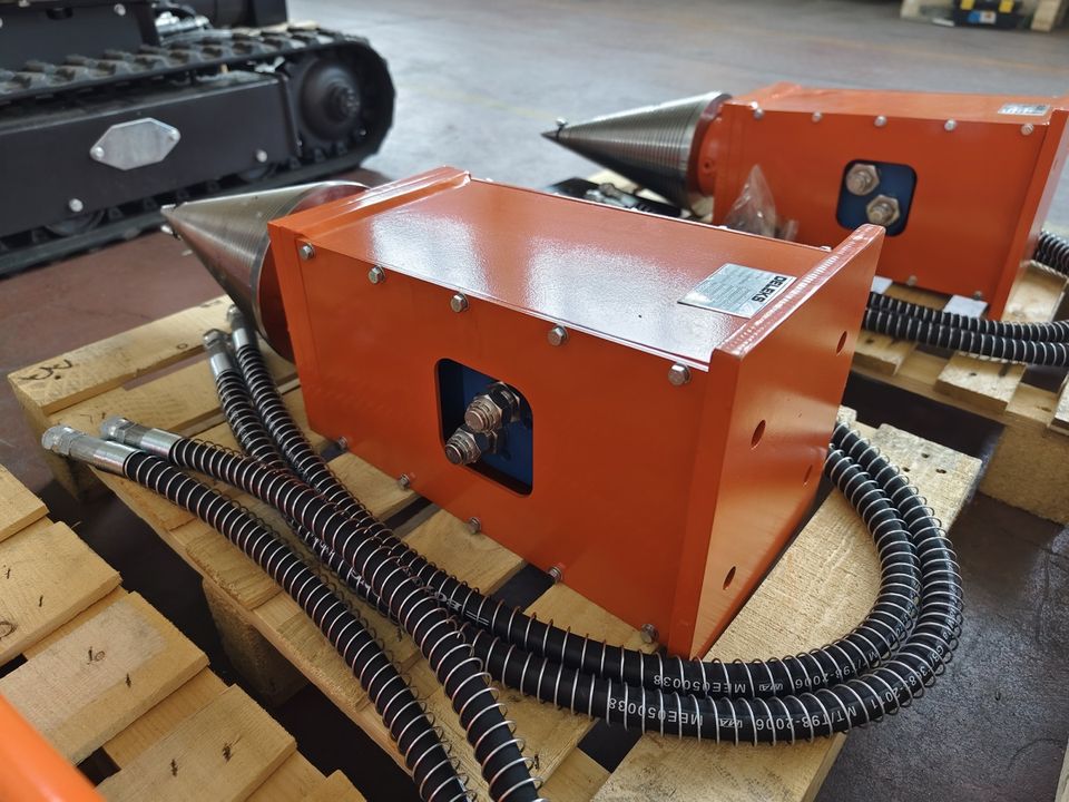 DELEKS® LSP-18 Kegelspalter Spaltkegel Drillkegel für Minibagger in Nordhorn