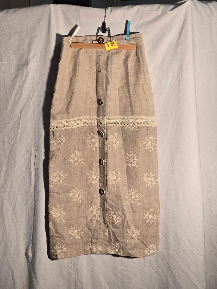 Rock/Dirndlrock Landhausstil Leinen beige, Gr. 34-36 in Unterschleißheim