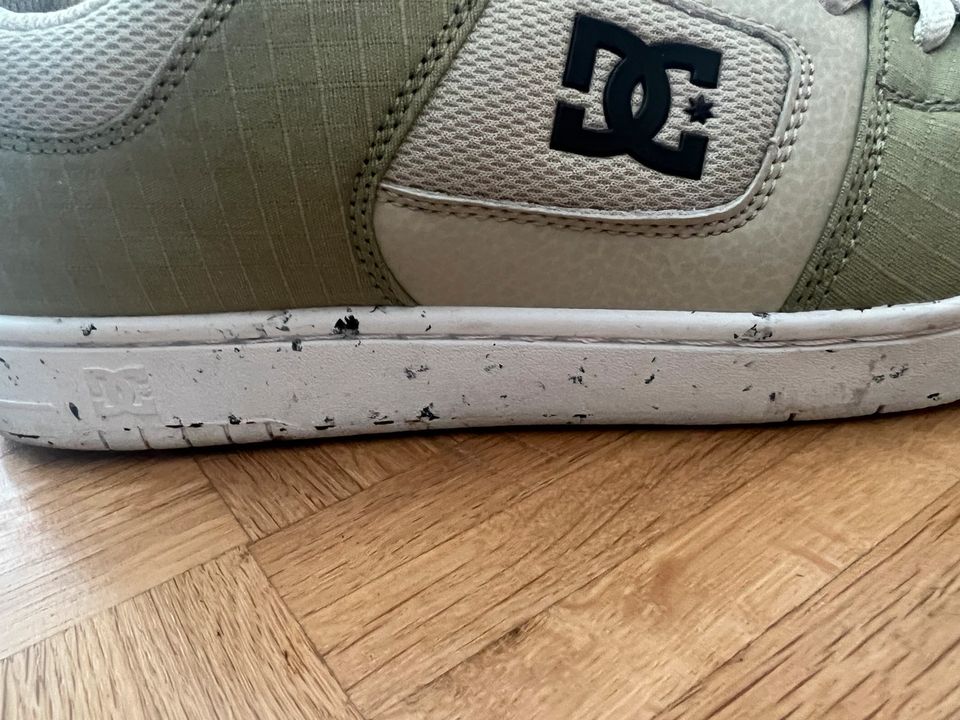 Top Zustand - skaterschuhe in Khaki in Ostfildern