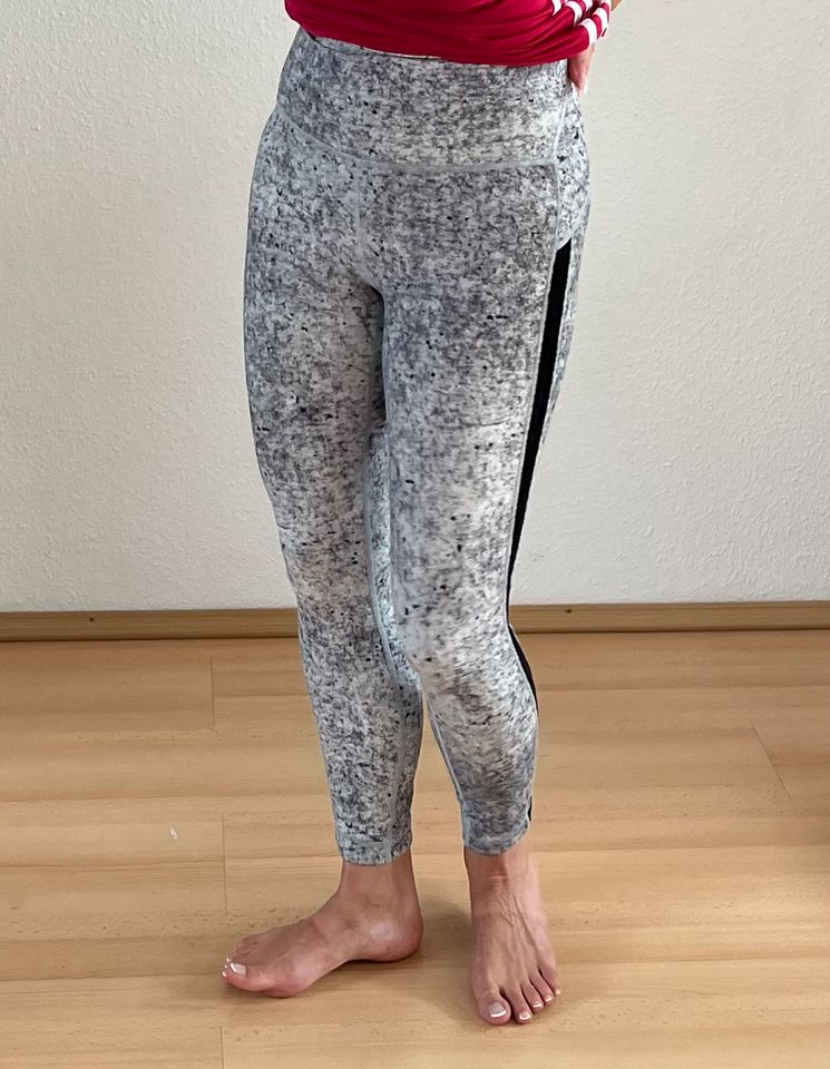 LULULEMON LEGGINGS XS 34 6 Hose sport yoga laufen Sport Muster in Aichtal