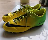 Kinder Fußball Schuhe/ Stollenschuhe  Gr. 37.5 von NIKE Niedersachsen - Wittmund Vorschau