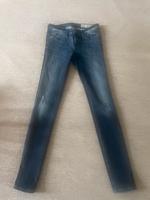 Diesel Jeans „Skinzee-low“, denim, used, 26/32, TOP Düsseldorf - Friedrichstadt Vorschau
