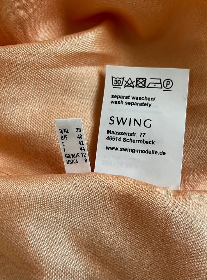 Wie neu: SWING Cocktailkleid Neckholder Apricot, Gr. 38 in Stuttgart