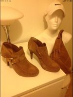 Edle Ankle Boots der Luxusmarke Tory Burch Gr 40 Hessen - Wiesbaden Vorschau