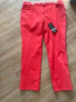 Jeans Kurzgrösse 24 (46) neu, rot Mecklenburg-Vorpommern - Greifswald Vorschau