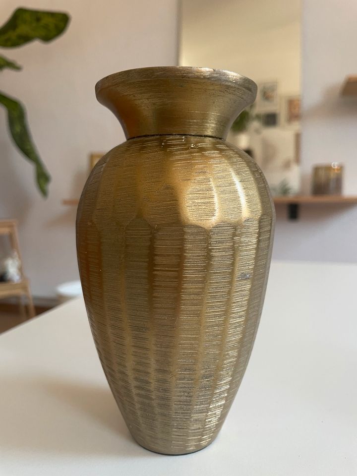 Vase Gold Vintage in Hannover