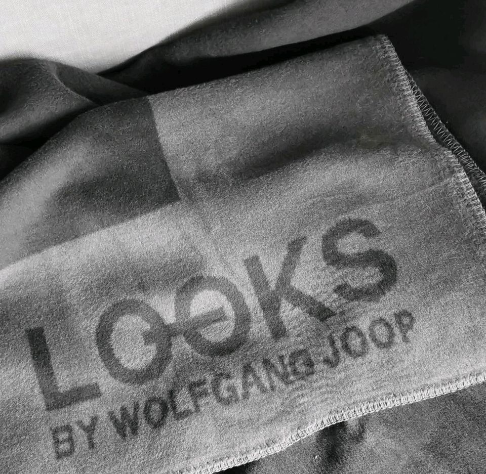 LOOKS BY WOLFGANG JOOP Luxus Decke 150x200 cm in Moers