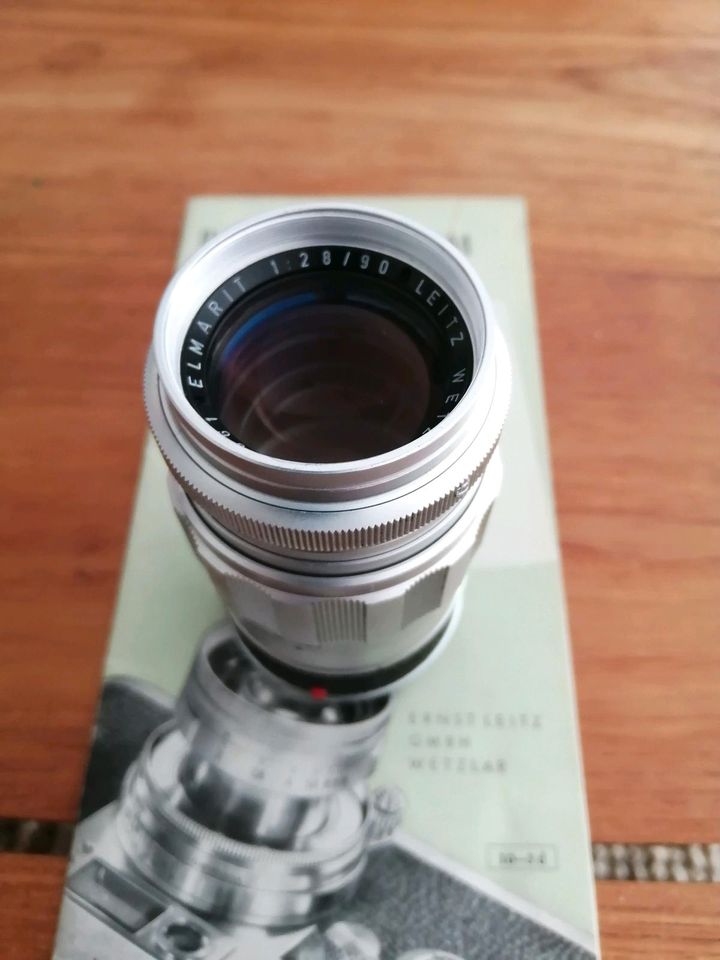 Leica M3 mit viel Zubehör in Mannheim