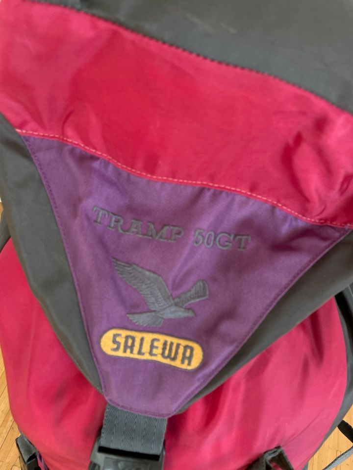 Salewa Rucksack Wanderrucksack Tramp 50 GT mit Regenhülle in Bad Waldsee