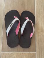 Reef Badeschuhe Flip Flop Zehentrenner 30 *guter Zustand* Hessen - Altenstadt Vorschau