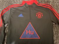 Manchester United Trikot/Sweatshirt/Pulli/Gr. M/adidas Frankfurt am Main - Kalbach-Riedberg Vorschau