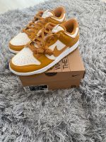 Nike dunk low WMNS gold phantom Baden-Württemberg - Walldürn Vorschau