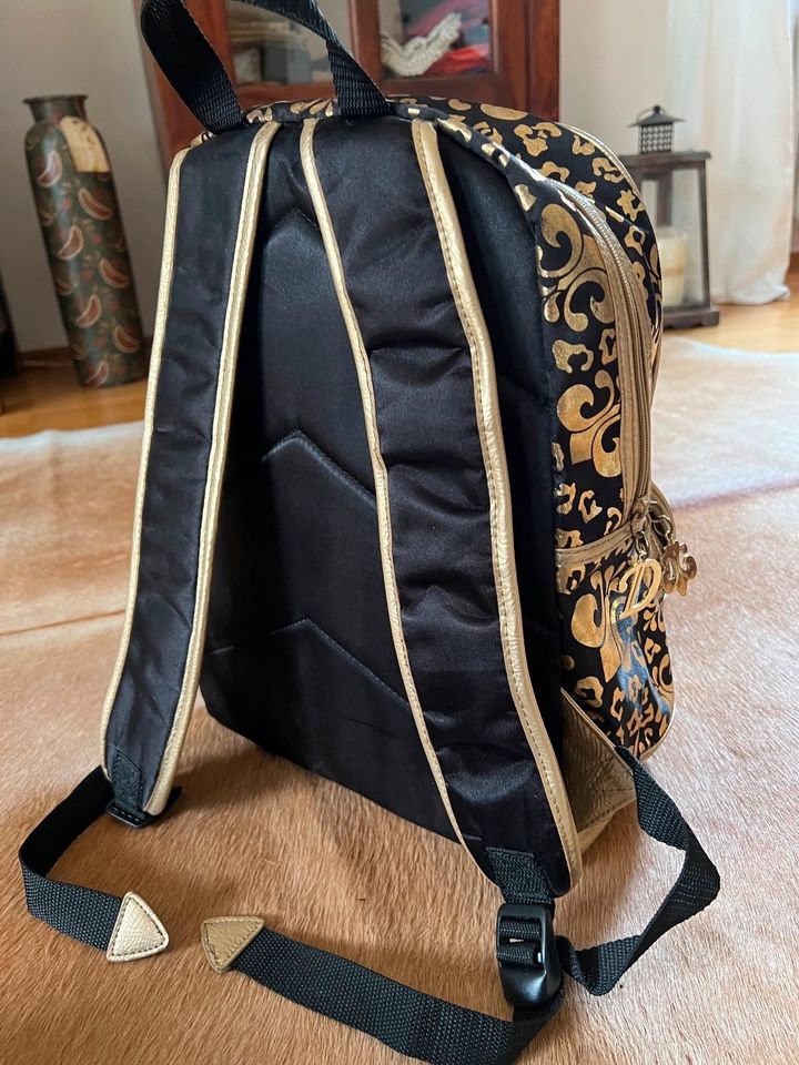 DEREON Designer Rucksack aus New York edel Gold Schwarz neuwertig in München