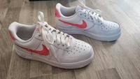 Nike Air Force 1 '07 SE Love For All Sneaker Top Preis Nordrhein-Westfalen - Herford Vorschau