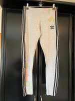 Adidas Leggings grau/schwarz/bunt mit Blumenprint XS/S Hessen - Heuchelheim Vorschau