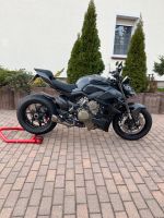 Ducati Streetfighter V4 / Akra / Carbon / Scheckheft / Sonderlack Sachsen - Pegau Vorschau