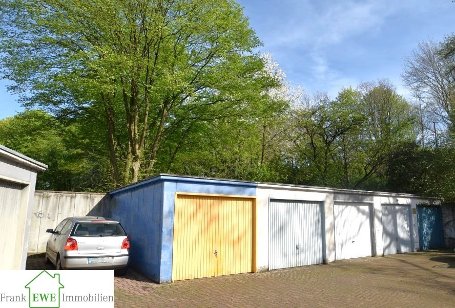 40595 Düsseldorf -  4-Zimmer-Wohnung mit 2 Balkonen und Garage. Angebotsnummer 295 in Düsseldorf