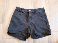 H&M Jeansshorts Shorts kurze Hose Mädchen Gr. 152 Sachsen-Anhalt - Magdeburg Vorschau