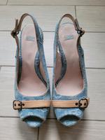 UGG Peeptoe Schuhe Keilabsatz Gr 39 Baden-Württemberg - Pforzheim Vorschau