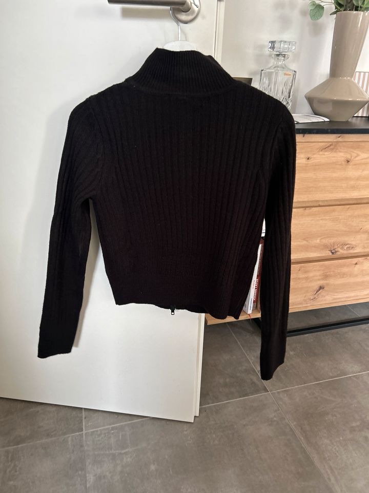 H&M Jacke Strickjacke eng, Größe M, wie neu in Alsdorf