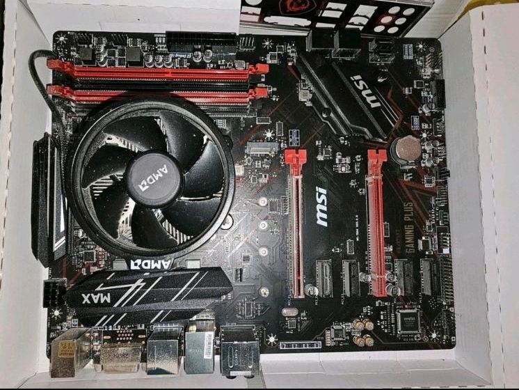 MSi B450 Gaming Plus Max plus CPU in Koblenz