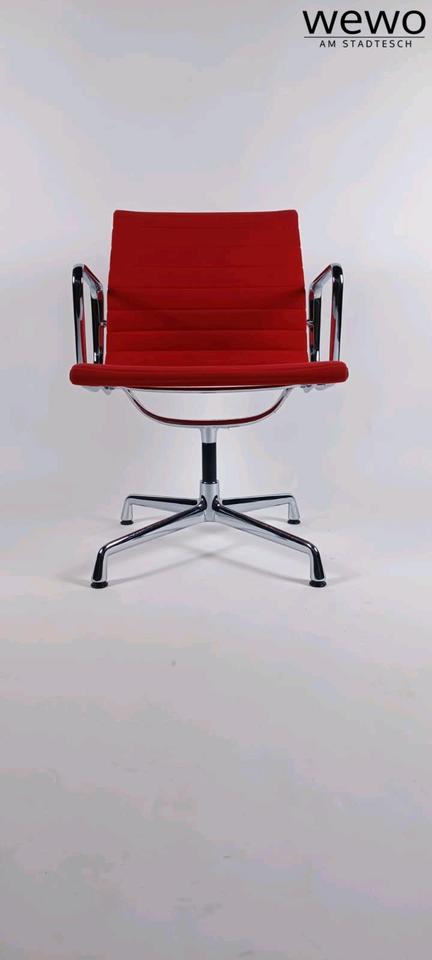 Vitra Charles Eames EA 108 Chair Hopsack drehbar Chrom rot in Schüttorf