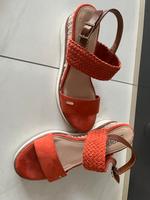 Esprit Damen Keilsandalette Sandalen rot 39 Baden-Württemberg - Schwaikheim Vorschau