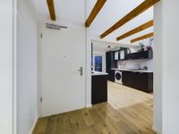 Wünderschöne 2-Zimmer-Dachgeschoss Wohnung mit Altbaucharme und großer Dachterrasse Bayern - Stadtbergen Vorschau