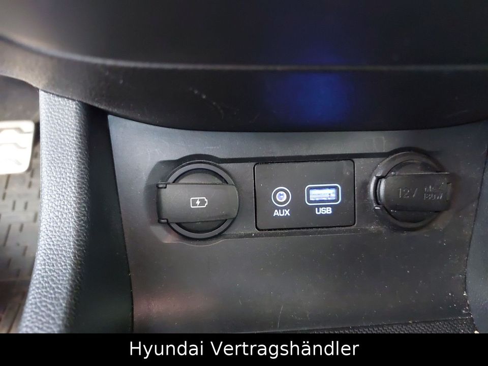 Hyundai i20 Active Trend/NAVI/1 Satz WR/Anhängekupplung in Dessau-Roßlau