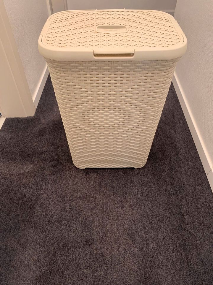 CURVER STYLE Wäschebox, 90 Liter – creme Rattanoptik in Hamburg